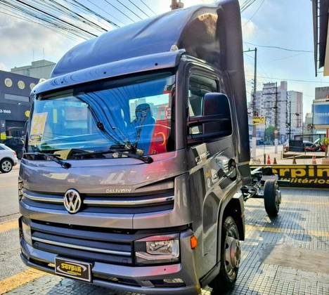 VOLKSWAGEN DELIVERY EXPRESS 2.8 TURBO DIESEL CHASSI 4X2 MANUAL